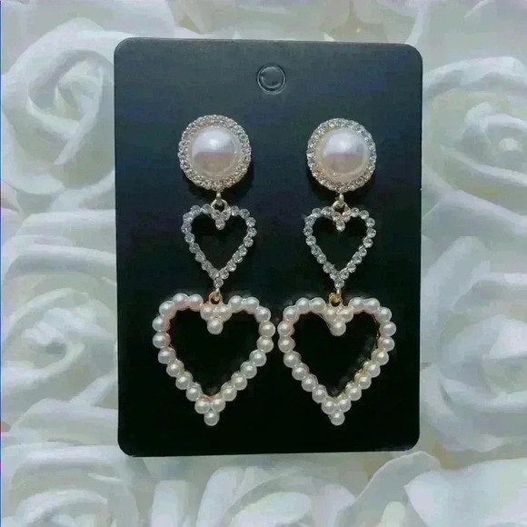Double Heart Golden Earrings - Picture 1 of 3
